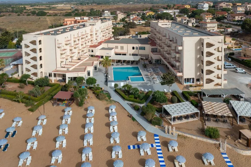 General view, Hotel Club Eloro, Catania