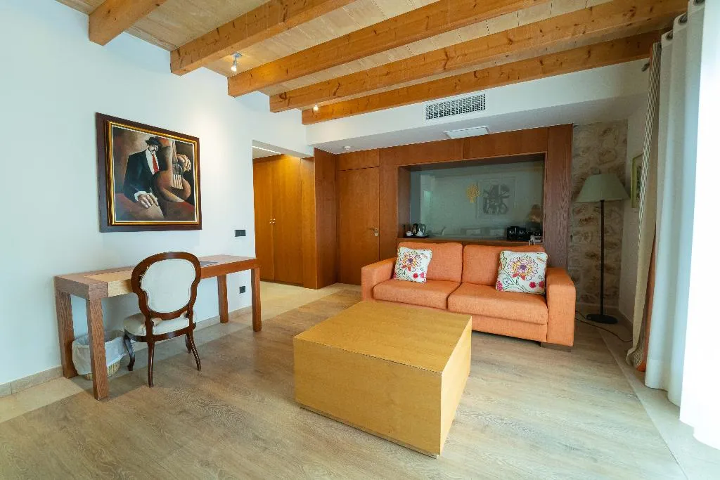 JUNIOR SUITE STANDARD Room, Hotel Rural S'Olivaret, Majorca