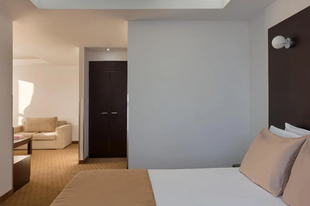 JUNIOR SUITE STANDARD Room, Breeze Boutique Athens, Athens