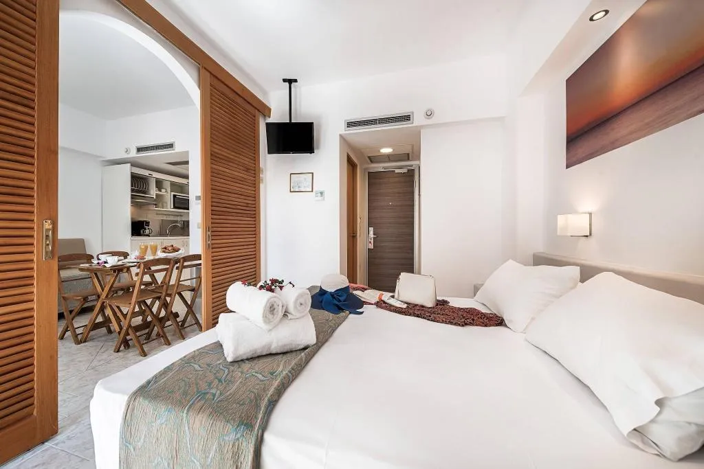 APARTMENT CAPACITY 4 Room, Esperia, Rhodes