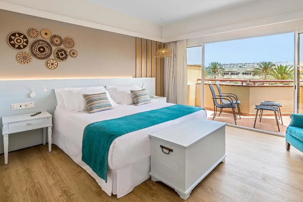 Double or Twin POOL VIEW Room, Barcelo Corralejo Bay, Fuerteventura