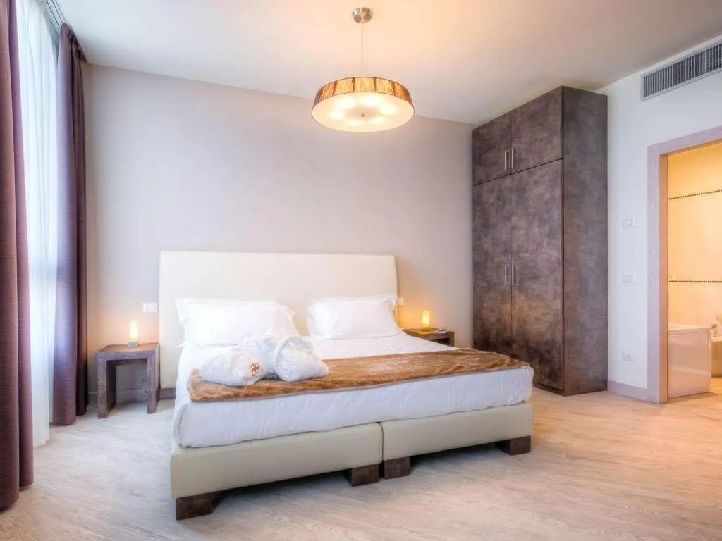 Room, Forte16 Apartments View & Spa, Florence