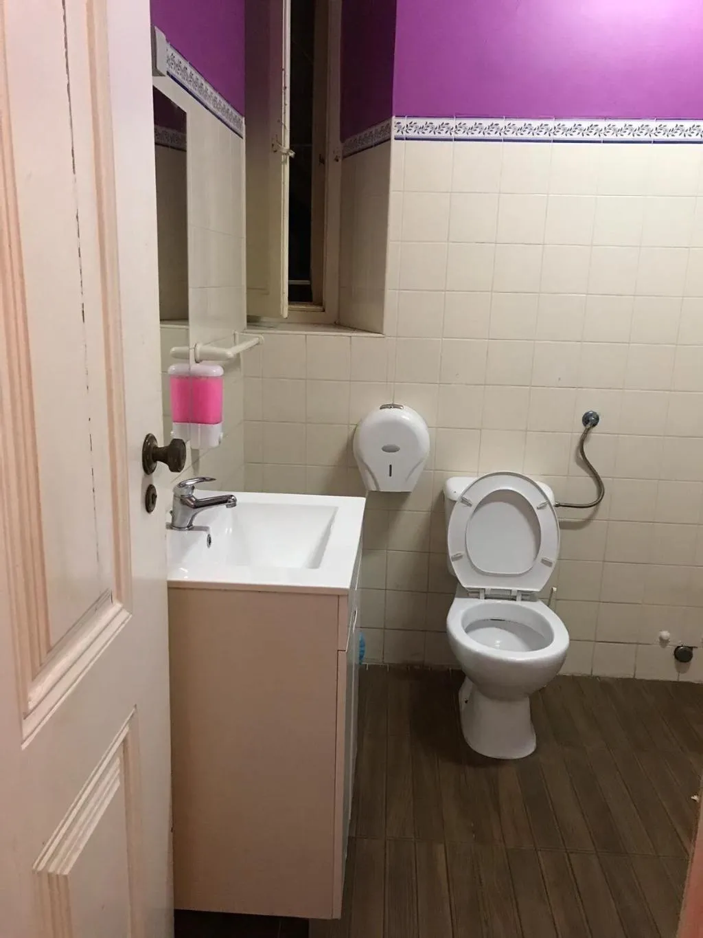 Room, Private Accommodation Hostel, Lisbon