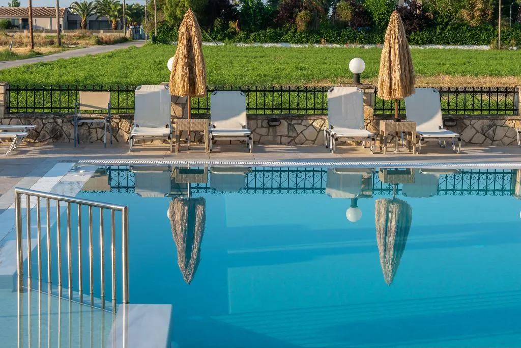 Pool, Athina Apts, Zante