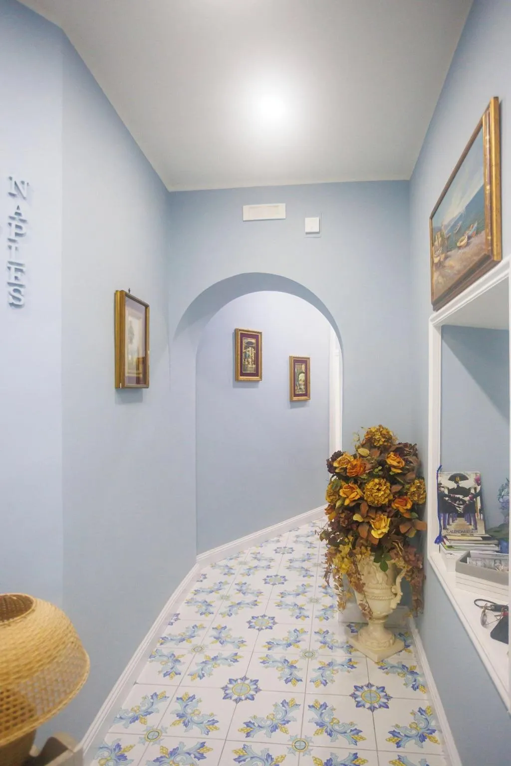 Lobby, Alma Adry, Naples