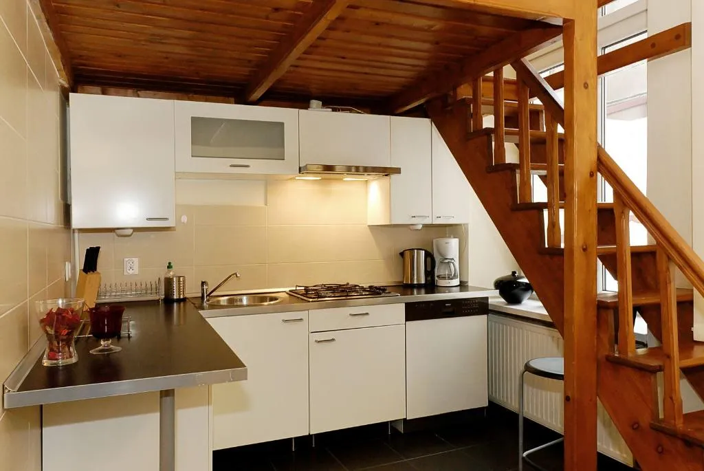 STUDIO CAPACITY 3 Room, P&J Tourist Apartments, Krakow