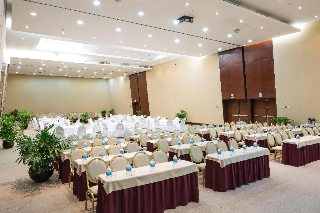 Conferences, TRS Yucatan Hotel, Cancun Area