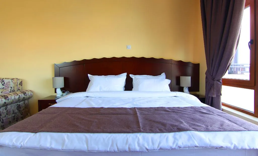 JUNIOR SUITE DELUXE Room, The Vineyards Spa Resort, Bourgas