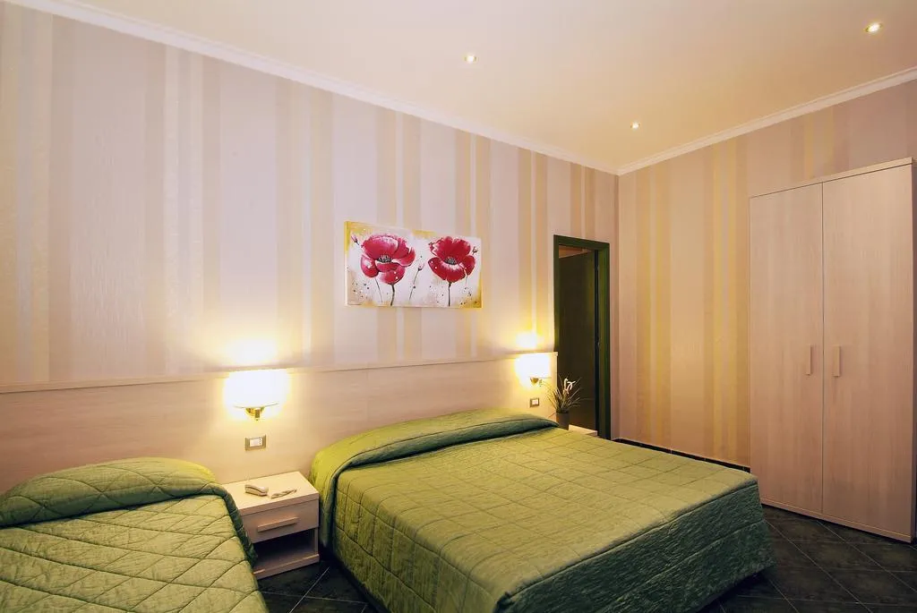 TRIPLE STANDARD Room, Argentina, Rome