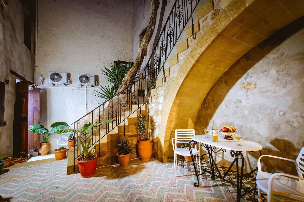 Room, Bozzali, Crete