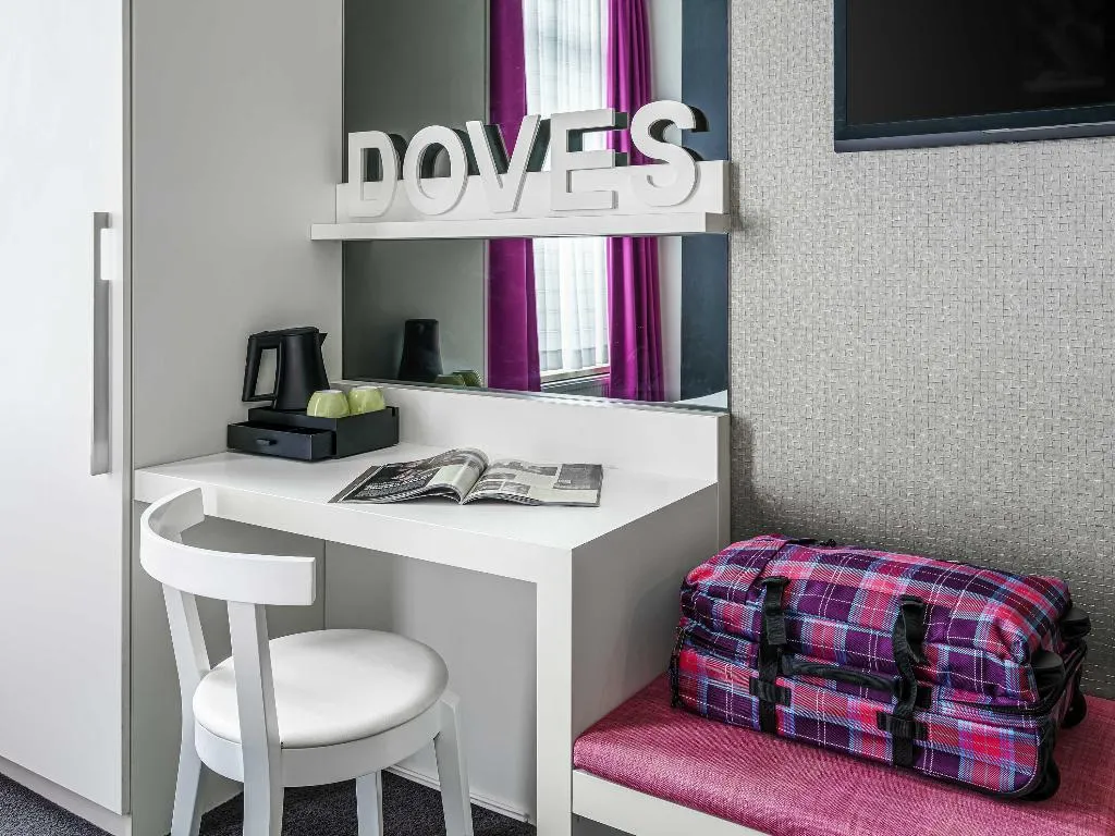 DOUBLE WITH DOUBLE BED Room, ibis Styles Amsterdam Amstel, Amsterdam