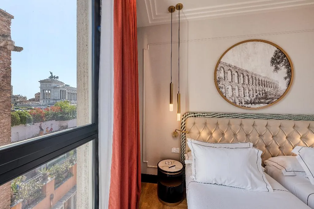 DOUBLE SUPERIOR Room, H10 Palazzo Galla, Rome