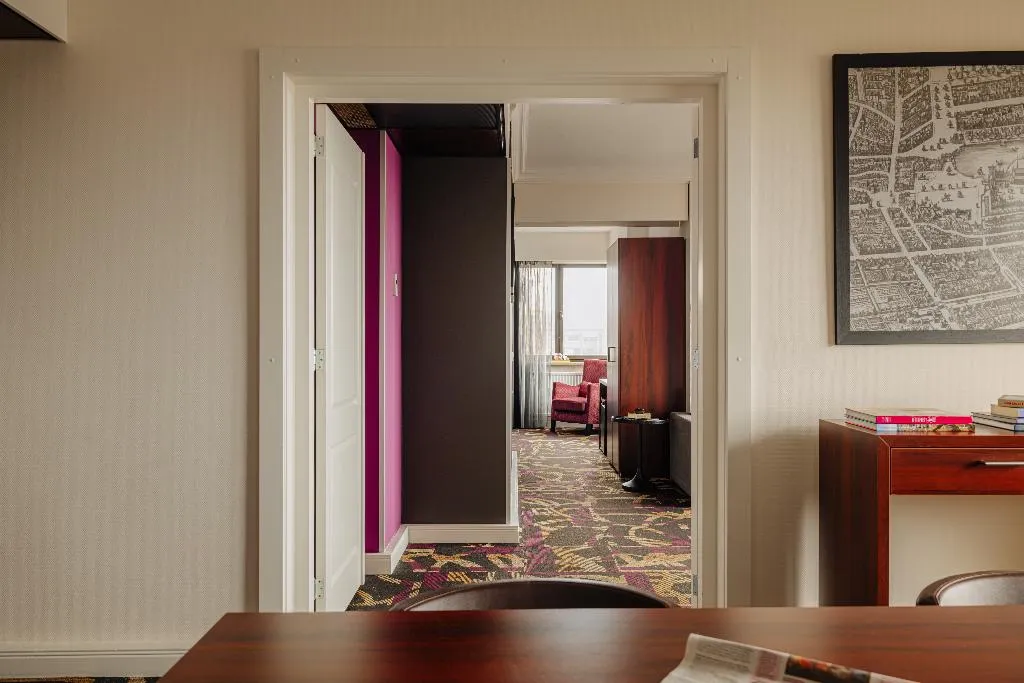 SUITE EXECUTIVE Room, Leonardo Hotel Den Haag Babylon, Amsterdam