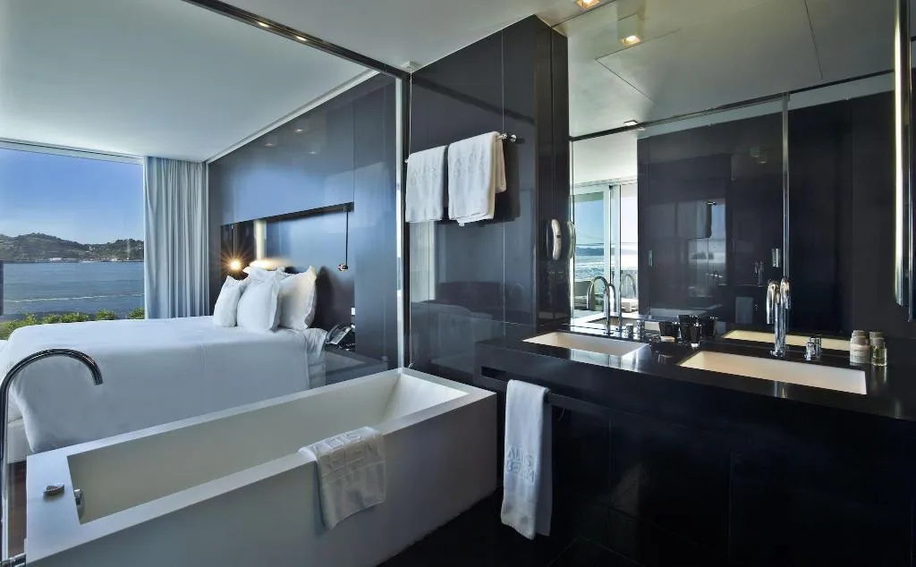 Room, Altis Belem Hotel & Spa, a Member of Design Hotels, Lisbon