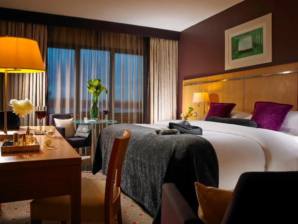 DOUBLE STANDARD Room, Clayton Hotel Liffey Valley, Dublin