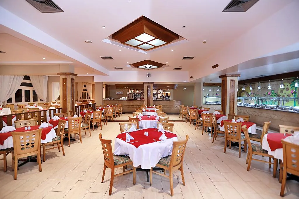 Restaurant, Le Pacha Resort, Red Sea Riviera