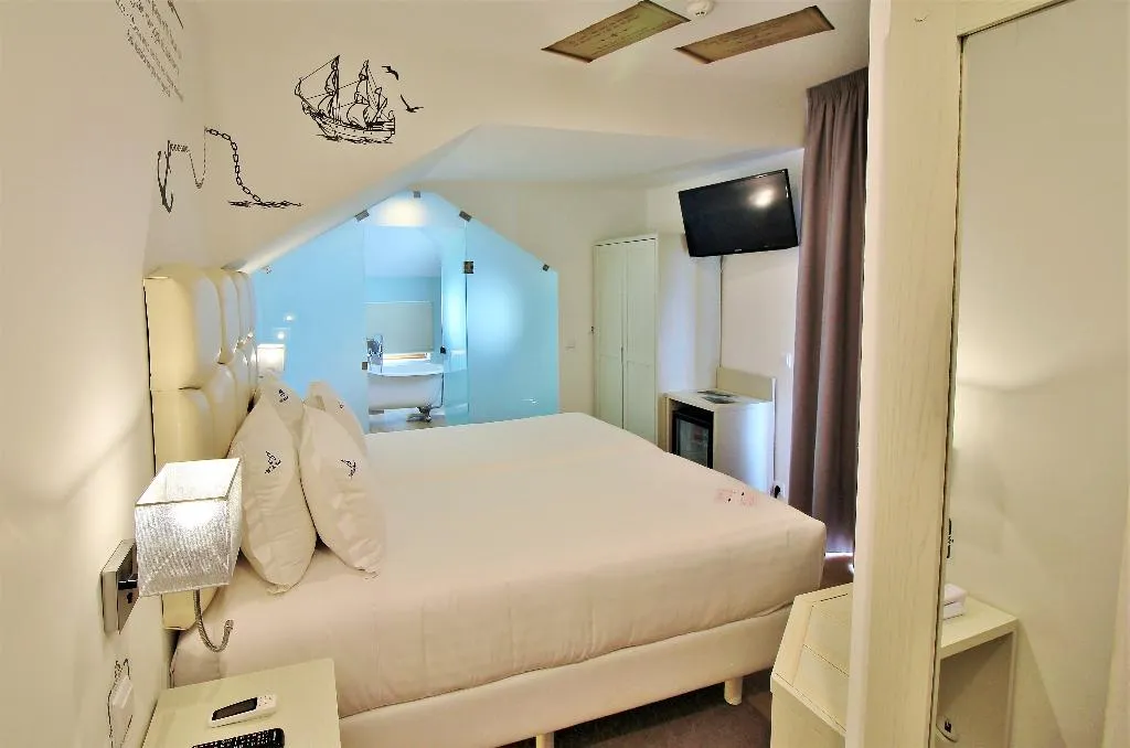 TWIN SUPERIOR Room, Villa Ana Margarida Hotel, Lisbon