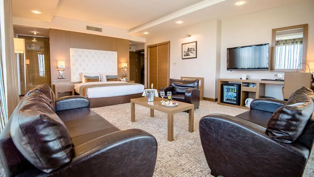JUNIOR SUITE STANDARD Room, Korineum Golf Resort, Cyprus