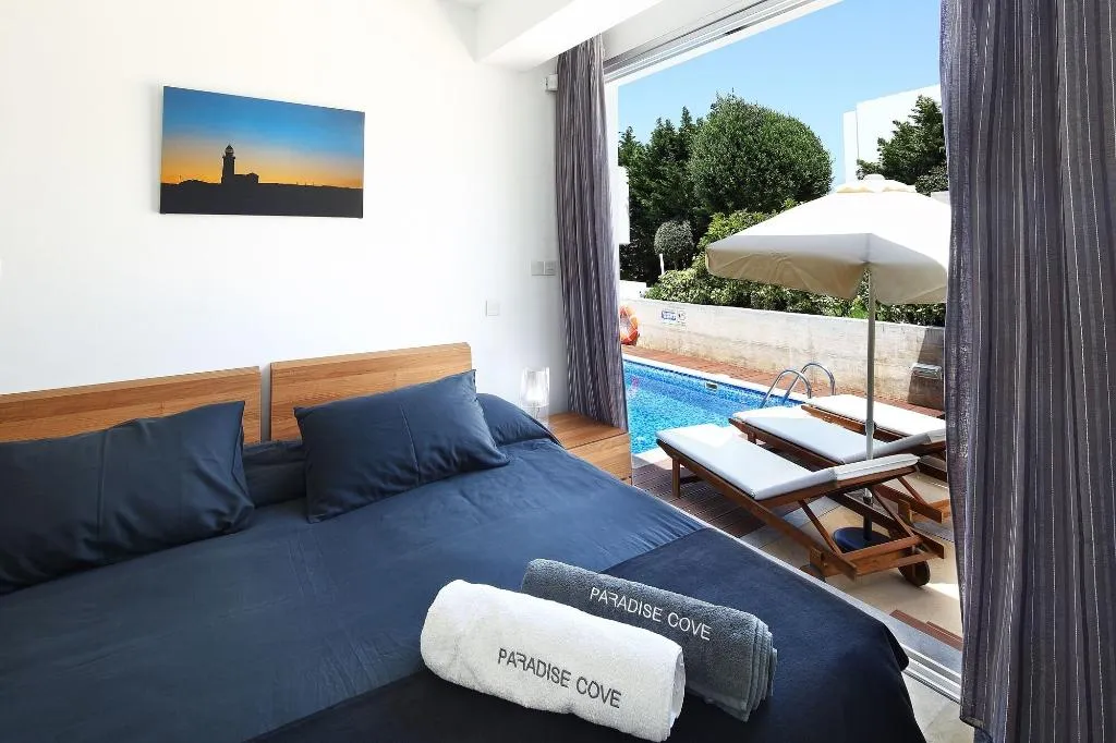 Room, Paradise Cove Luxurious Beach Villas, Cyprus