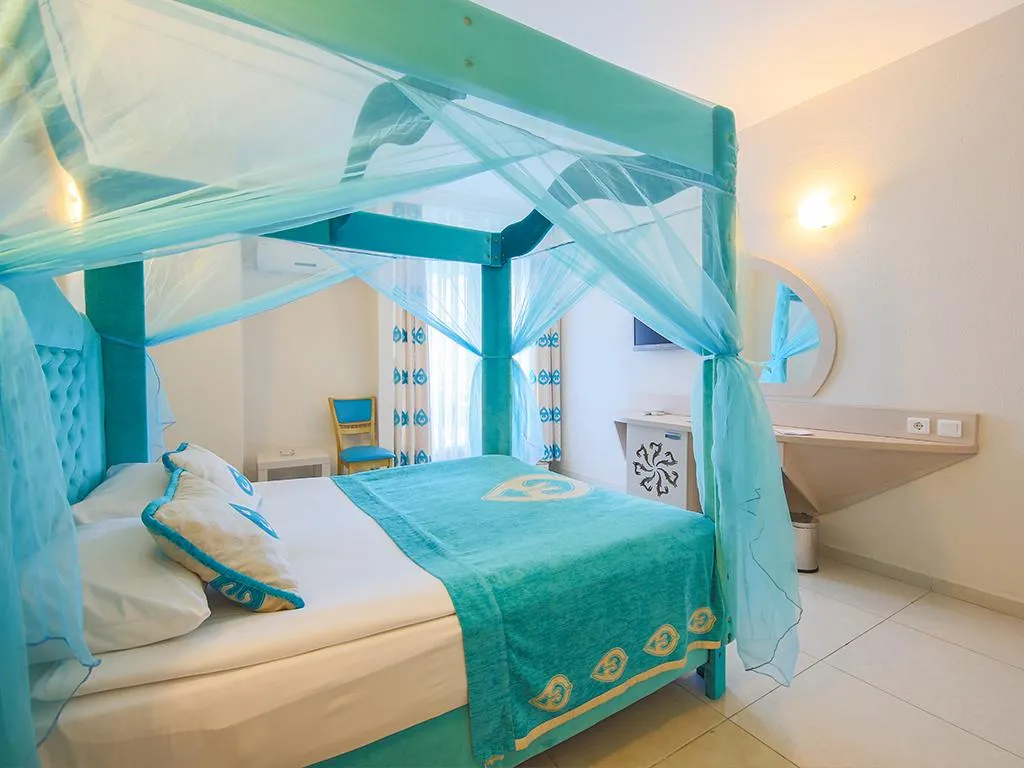 FAMILY ROOM STANDARD Room, Daima Biz Hotel, Antalya