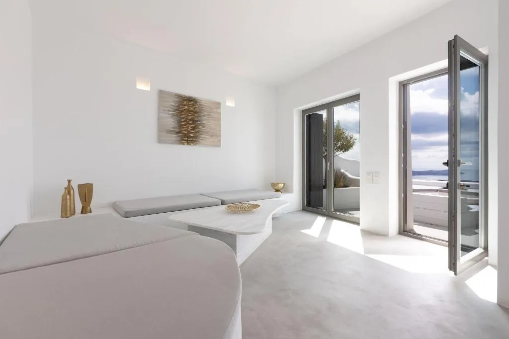 Room, Heavens Edge by Mr and Mrs White, Santorini