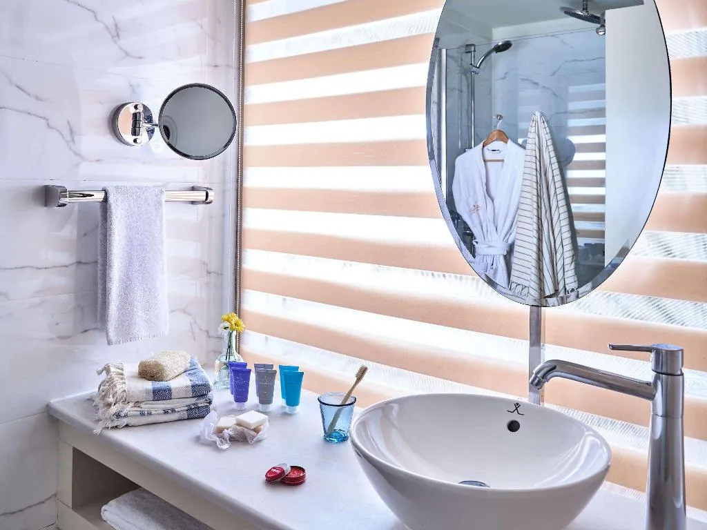 DOUBLE SINGLE USE LAND VIEW Room, Rixos Downtown Antalya L.O.L.ThemePark Free Access, Antalya