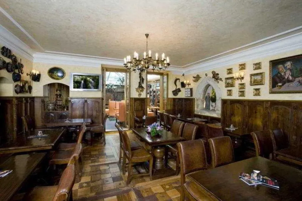 Restaurant, Hotel U Zlatého Stromu Prague by BHG, Prague