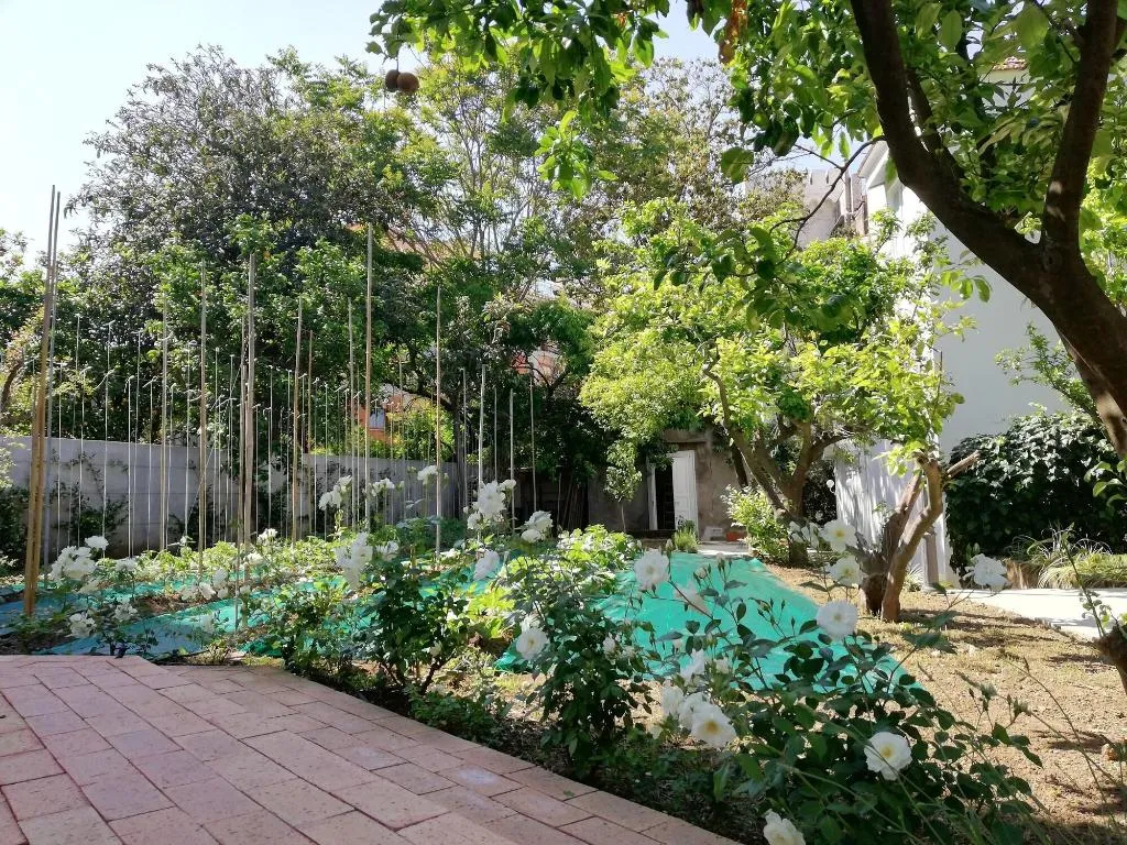 General view, Villa Manning Relais, Naples