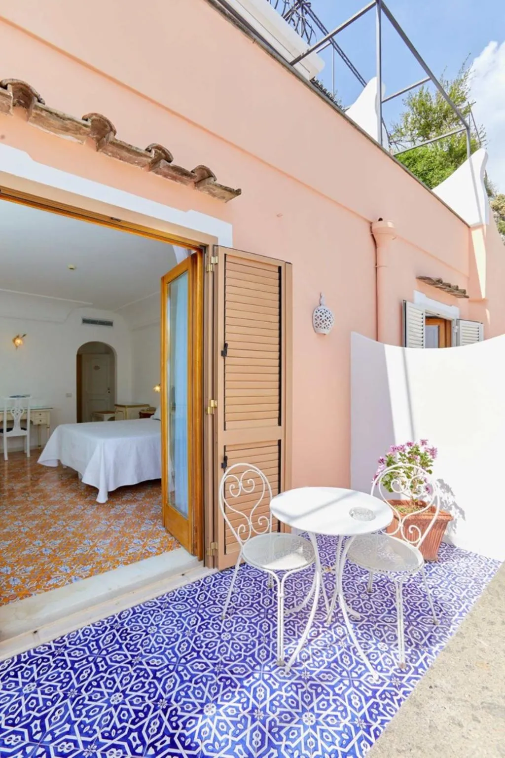 QUADRUPLE SEA VIEW WITH TERRACE Room, Hotel Conca D'Oro, Naples