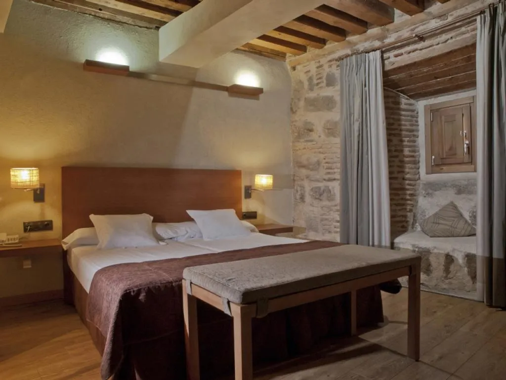 DOUBLE TWO BEDS Room, Las Leyendas, Madrid