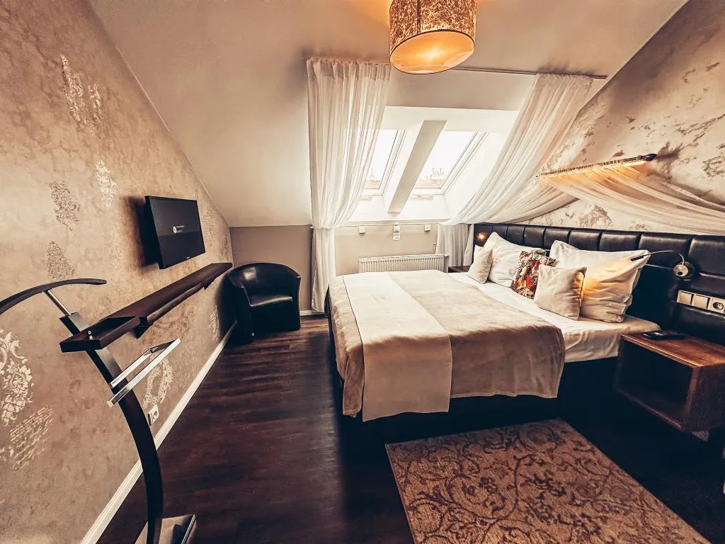 APARTMENT DELUXE Room, Alfons Boutique Hotel, Prague