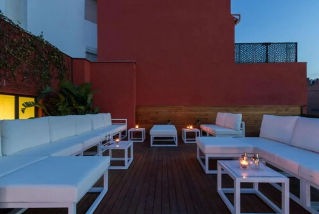 Terrace, Hotel Well And Come, Barcelona
