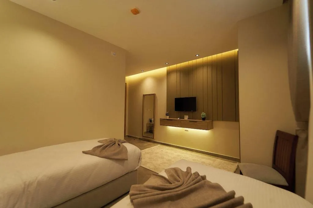 Room, Pyramids Secret Hotel, Cairo