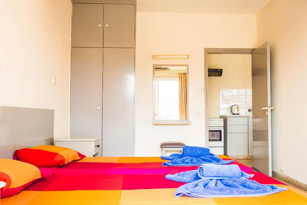 APARTMENT CAPACITY 4 Room, Efi Hotel, Cyprus