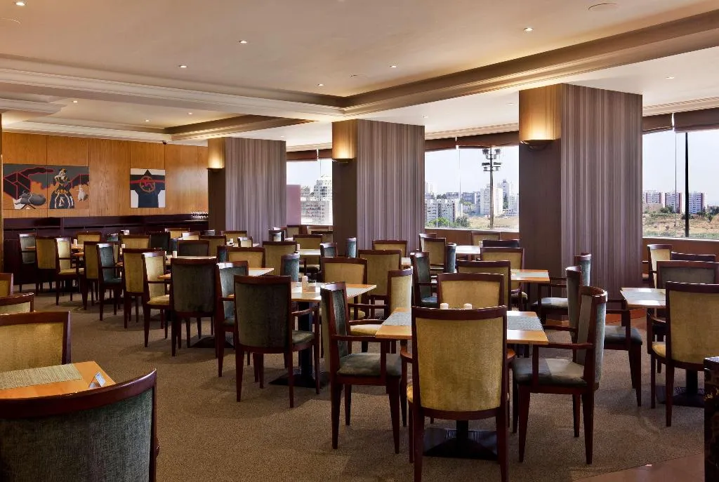 Restaurant, Ramada by Wyndham Lisbon, Lisbon