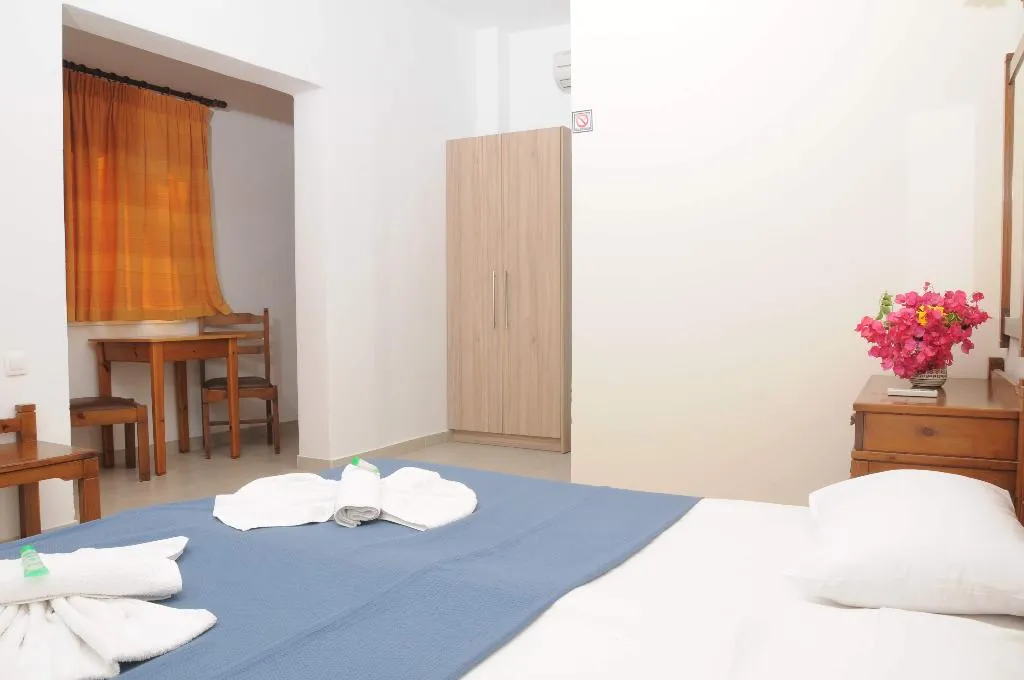 STUDIO STANDARD Room, Mastorakis Studios, Crete