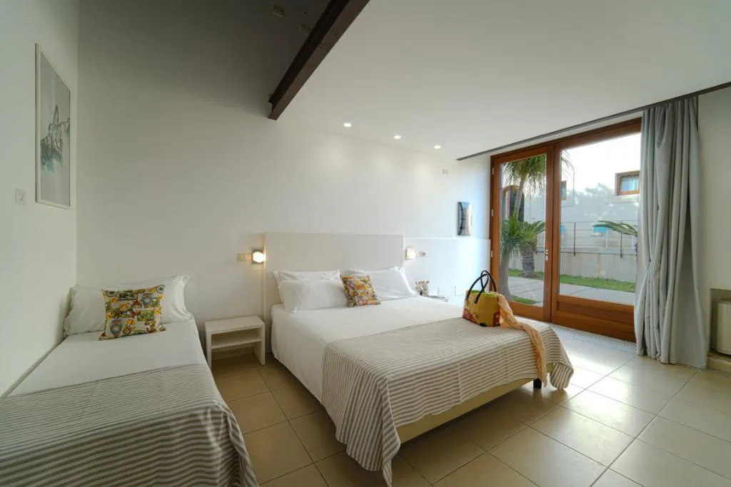 TRIPLE SUPERIOR Room, Life Hotels Kalaonda Resort, Catania