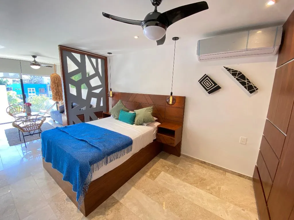 STUDIO BUSINESS Room, Emiliano 42 Condos Boutique, Playa Del Carmen