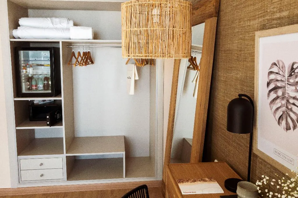 JUNIOR SUITE SEA VIEW Room, ICON Valparaiso -Adults Only, Majorca