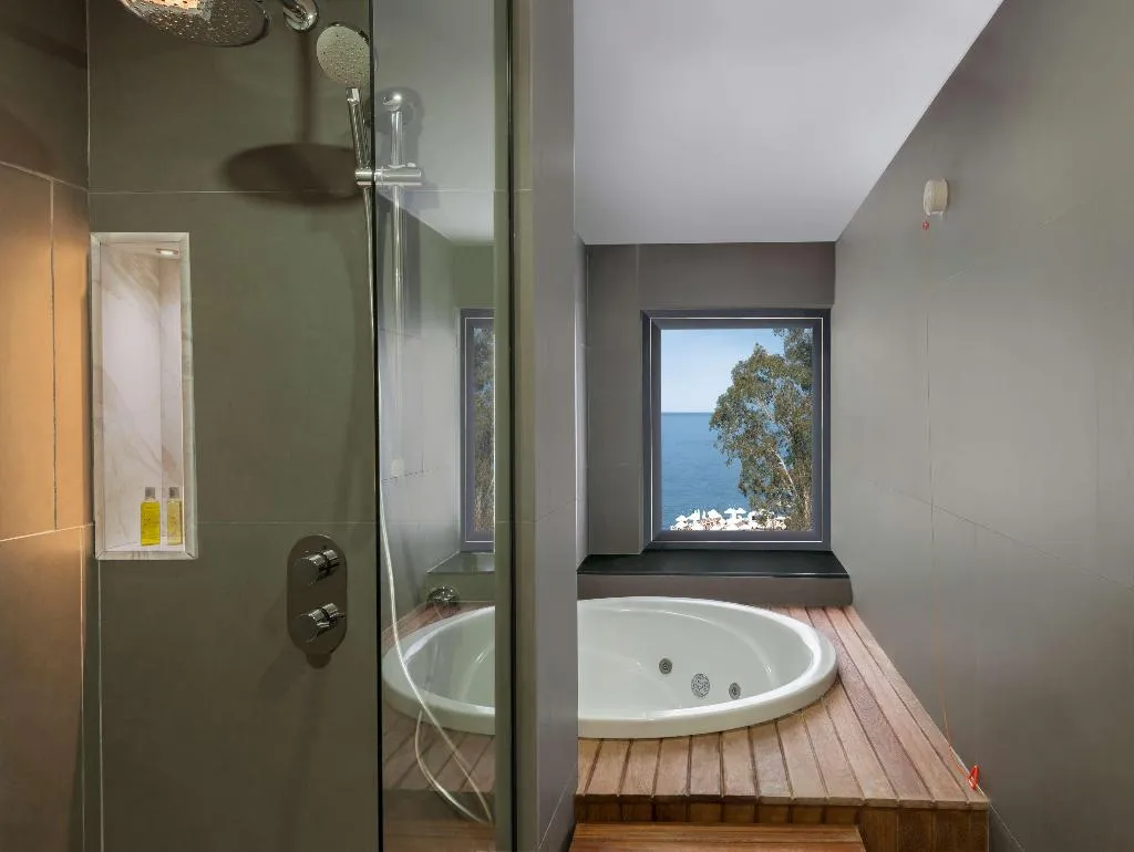 DOUBLE DELUXE Room, DoubleTree By Hilton Antalya Kemer, Antalya