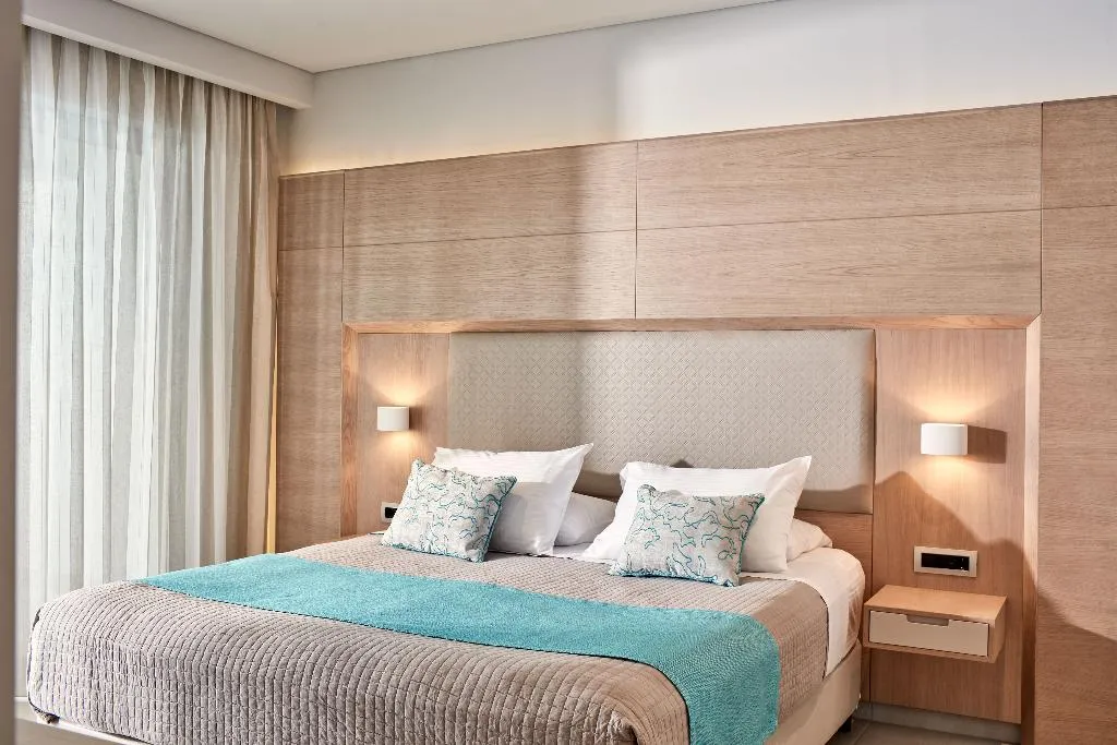 Double or Twin SEA VIEW WITH PRIVATE POOL Room, Porto Bello Royal, Kos
