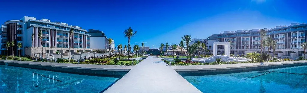 Terrace, Majestic Elegance Costa Mujeres All Inclusive, Cancun Area