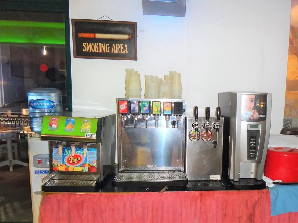 Bar, Diogenis Blue Palace, Crete