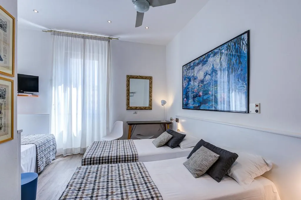 TRIPLE STANDARD Room, Hotel Bernina Milano, Milan