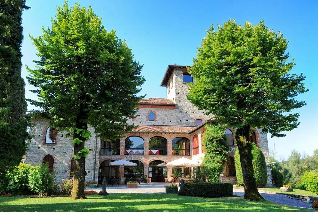 General view, Castello di Casiglio, Milan