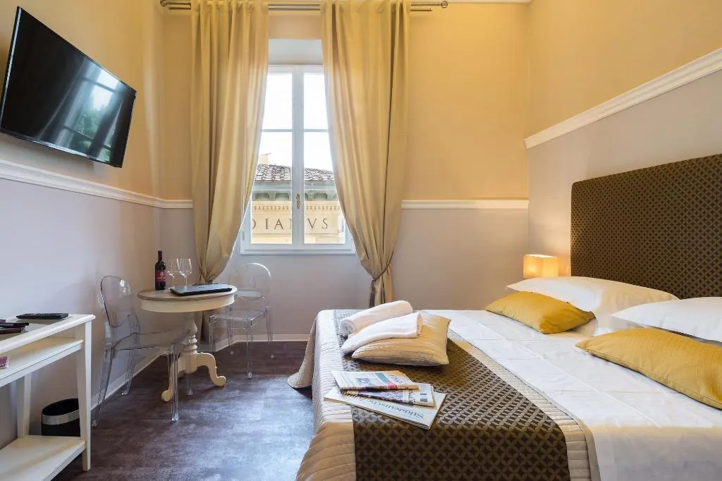 Room, B&B Residenza San Gallo 79, Florence