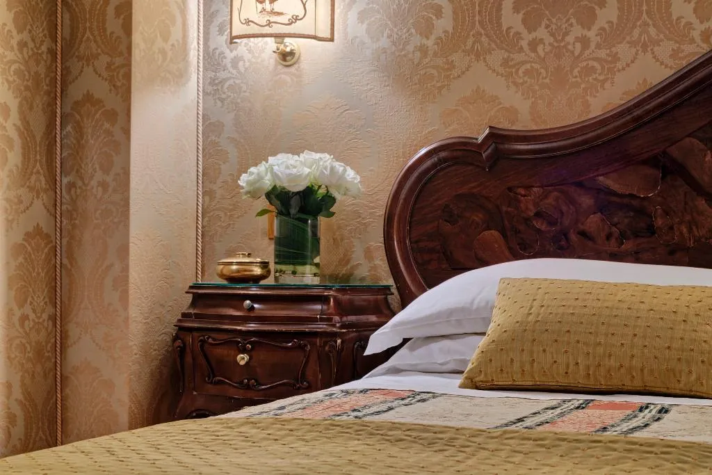 Room, Antica Locanda Al Gambero, Venice