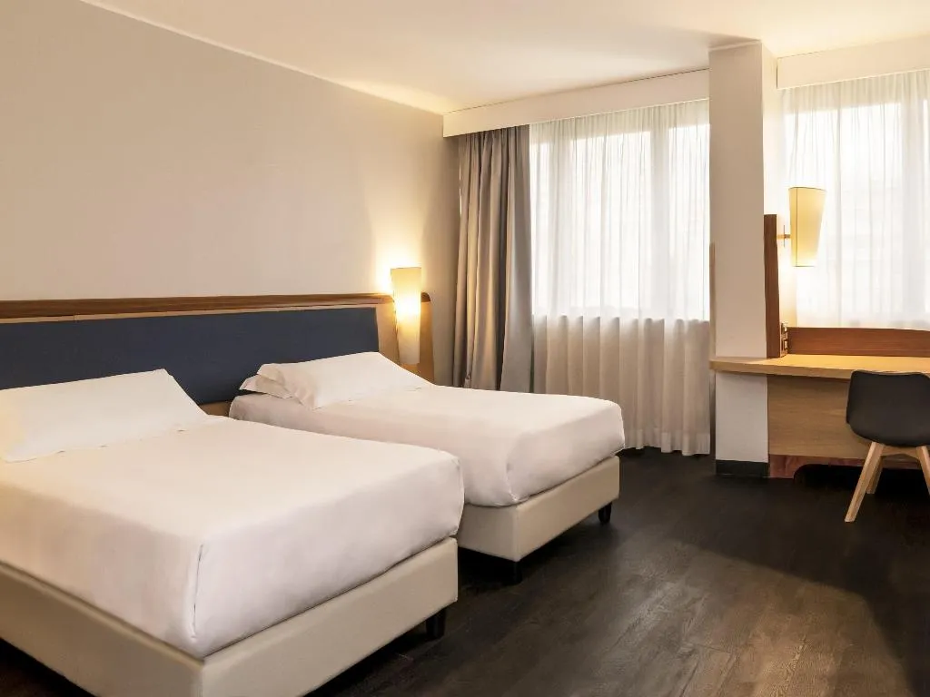 TWIN STANDARD Room, Mercure Roma West, Rome