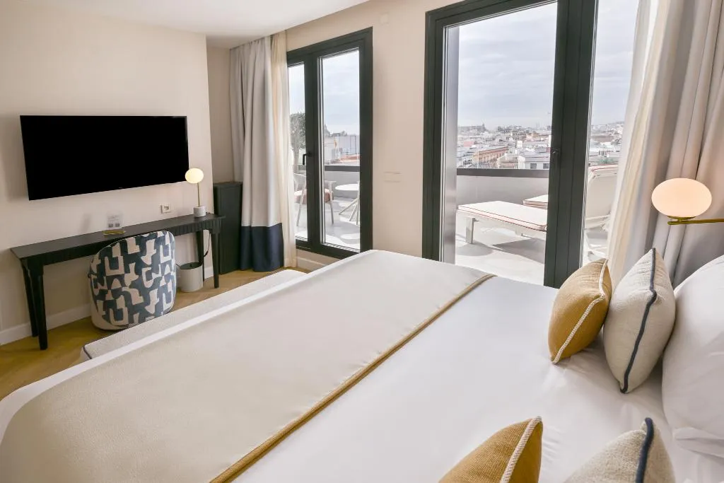 JUNIOR SUITE WITH TERRACE Room, Sercotel Sevilla Don Luciano, Seville