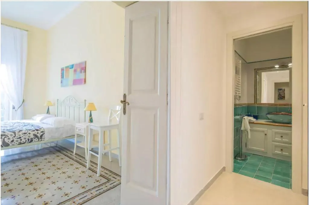 Room, Villa Verde Sul Mare, Naples